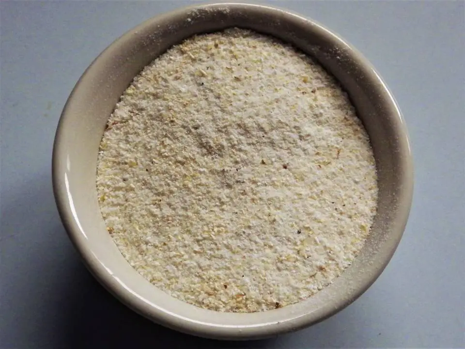 Corn meal in bowl