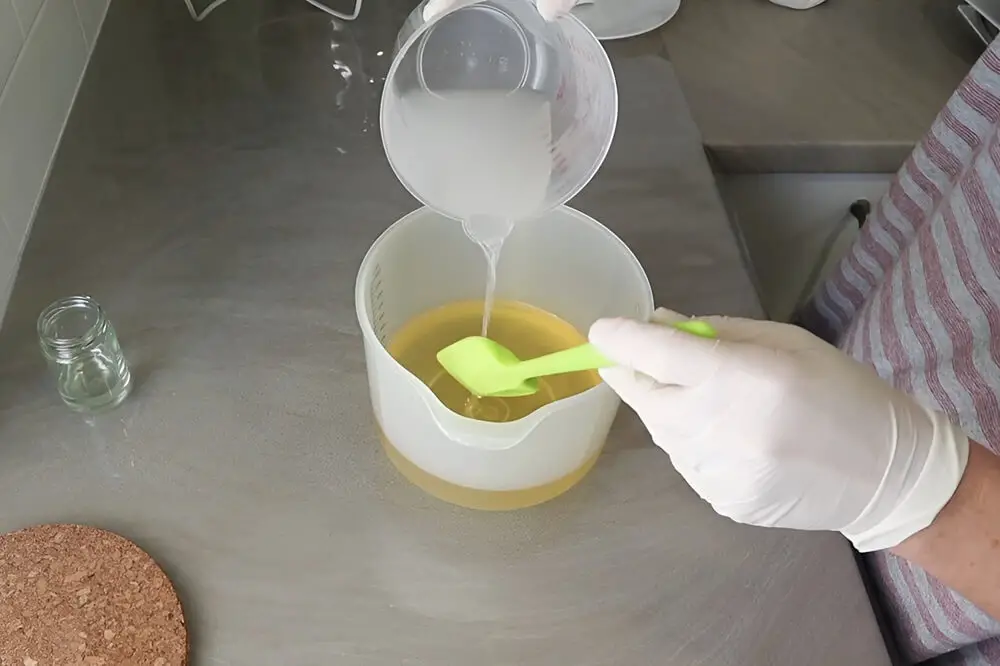 Adding Lye to Olive Oil