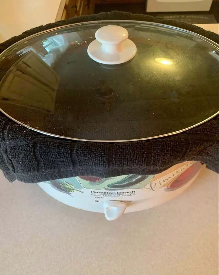 Clean Towel On Top Of Crockpot