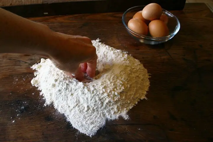 Eggs in Flour