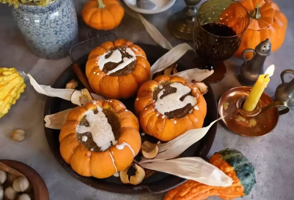 Indian Pudding in Pumpkins