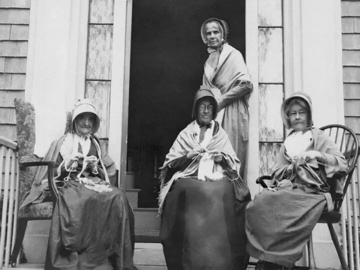 Old Photo of Women Knitting