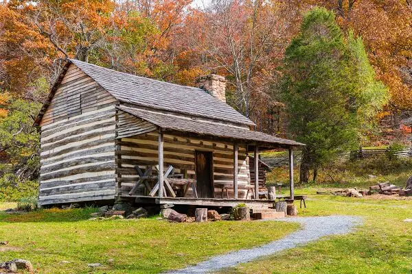 Old PIoneer Cabin