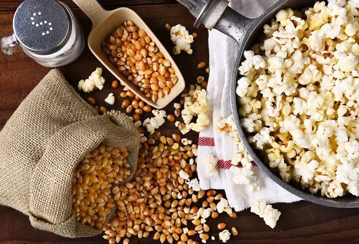 Popcorn Kernels and Popped Corn