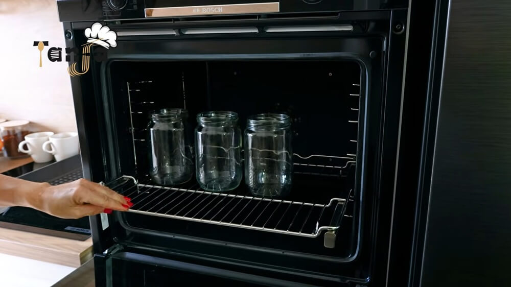 Sterilizing Jars