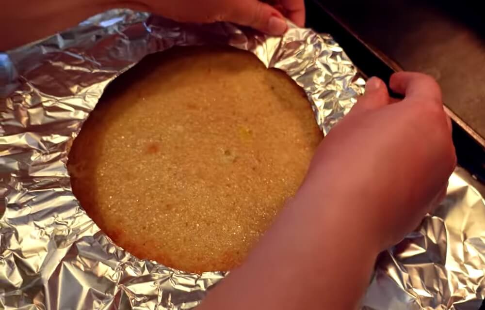Vinegar Pie With Tin Foil